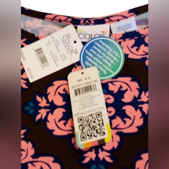 All For Color - 50+ UPF Protectíon, Magnolia Rd, Boatneck, Shift Dress, 3/4 Bell - Picture 14 of 15